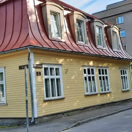 Armas Siseouega Kesklinnakorter, Esplanaadi Tn. Lejlighed *
